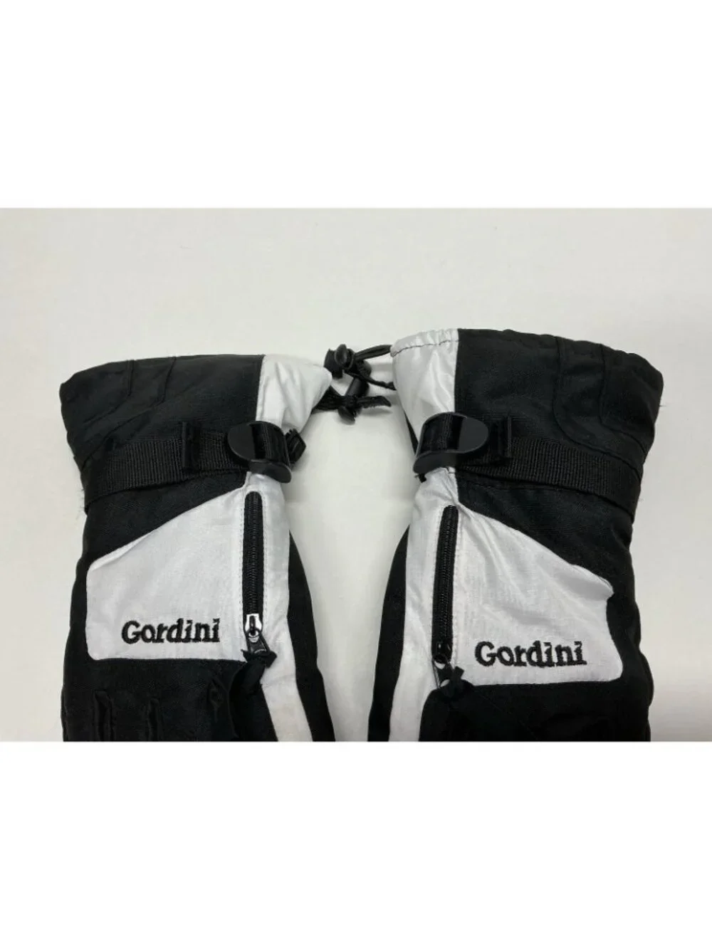 Gordini Jr Black Winter Gloves Youth Medium Ski Snow Gloves Zipper Pocket Drimax